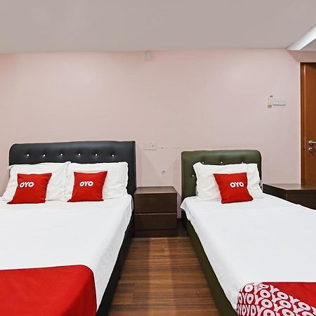 Oyo 90578 Seri Mawardah Hotel Malacca Buitenkant foto