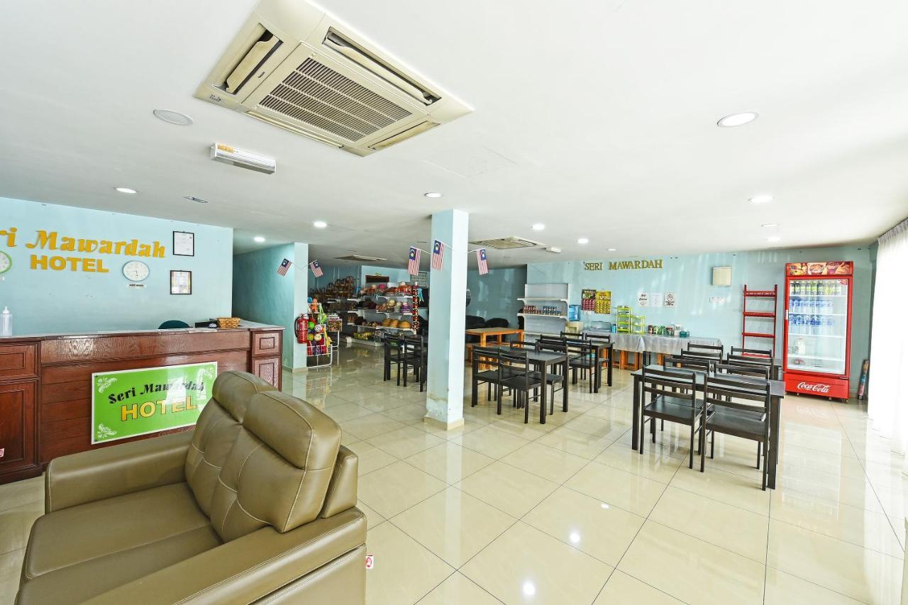 Oyo 90578 Seri Mawardah Hotel Malacca Buitenkant foto