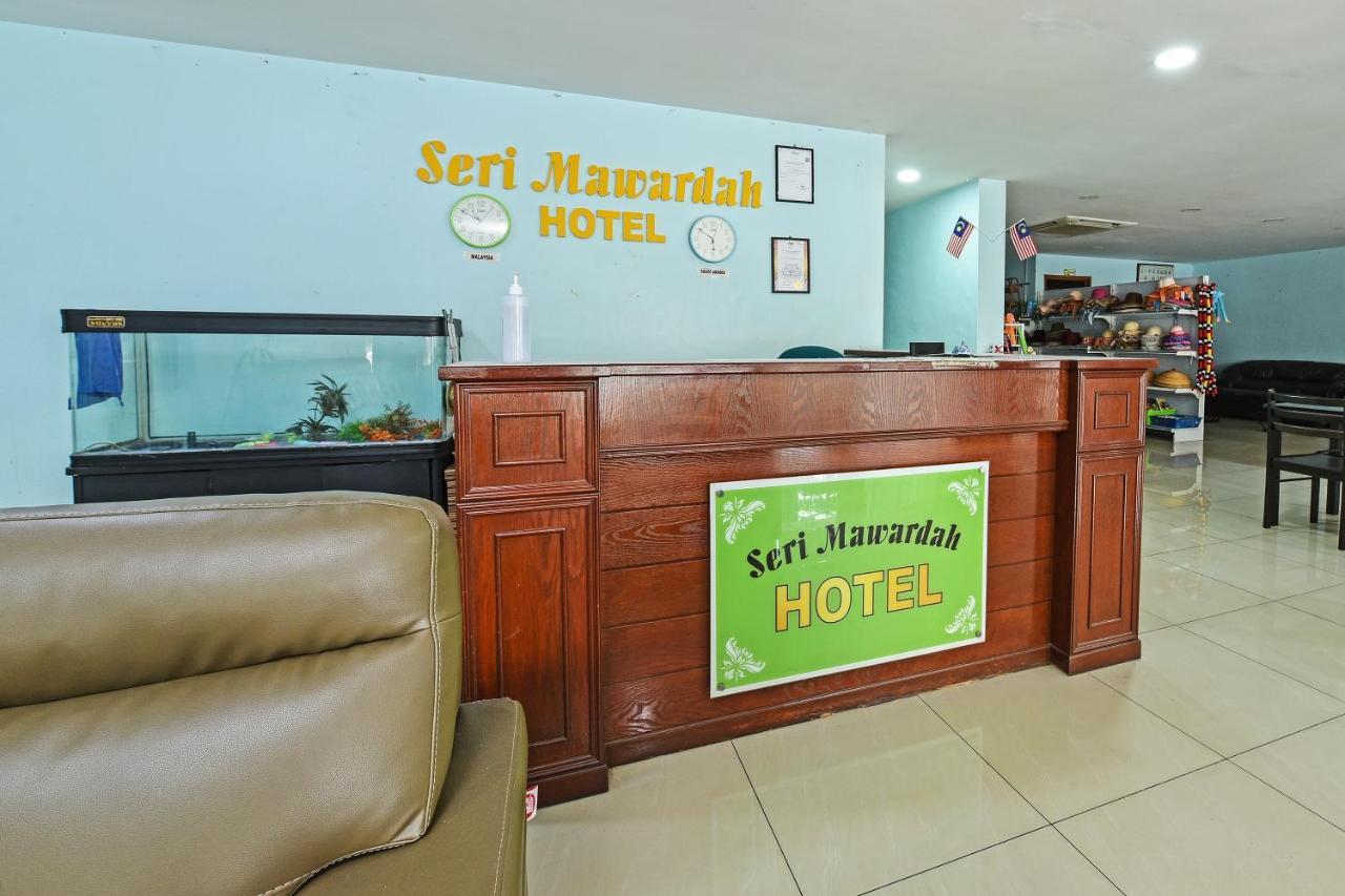 Oyo 90578 Seri Mawardah Hotel Malacca Buitenkant foto