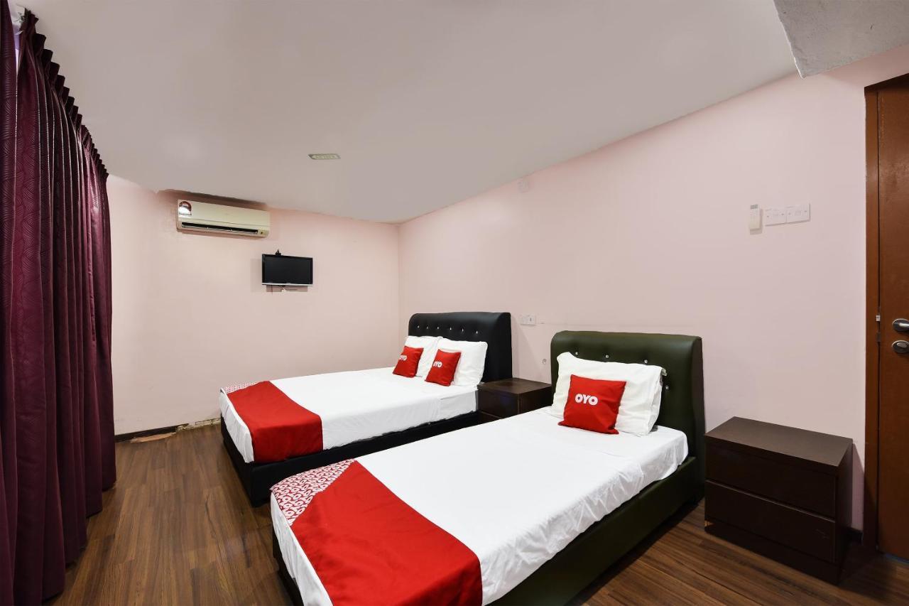 Oyo 90578 Seri Mawardah Hotel Malacca Buitenkant foto