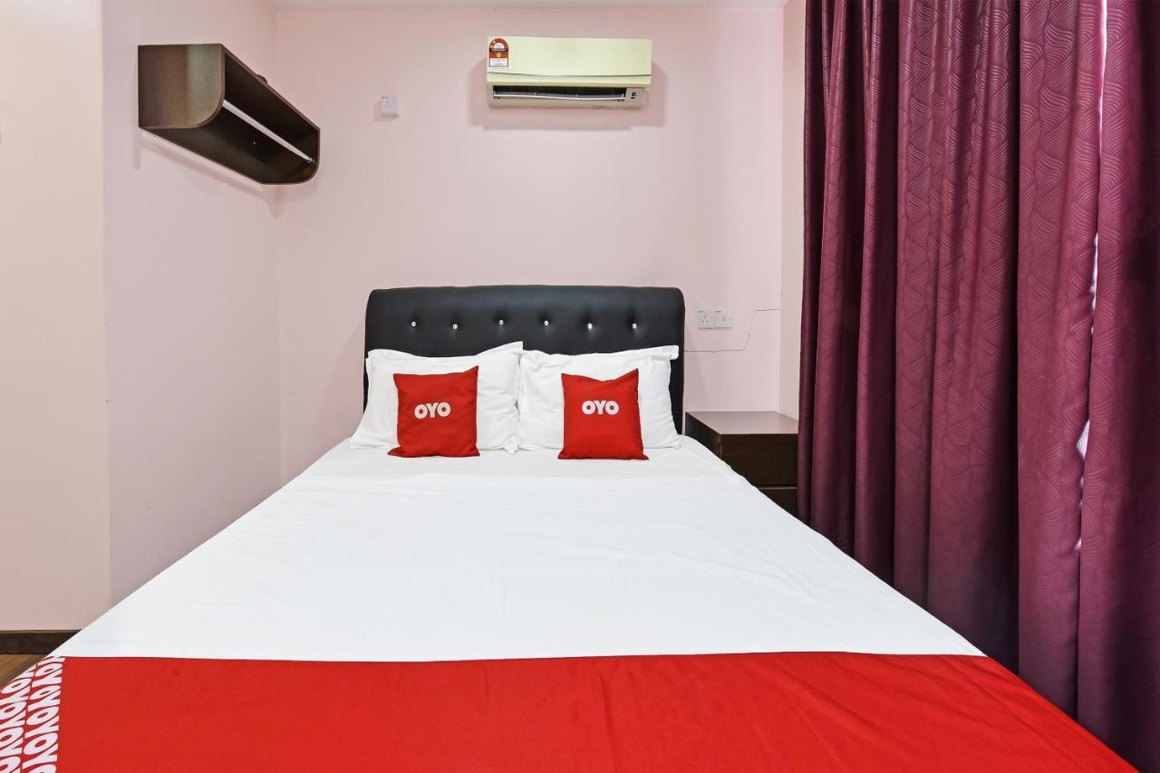 Oyo 90578 Seri Mawardah Hotel Malacca Buitenkant foto