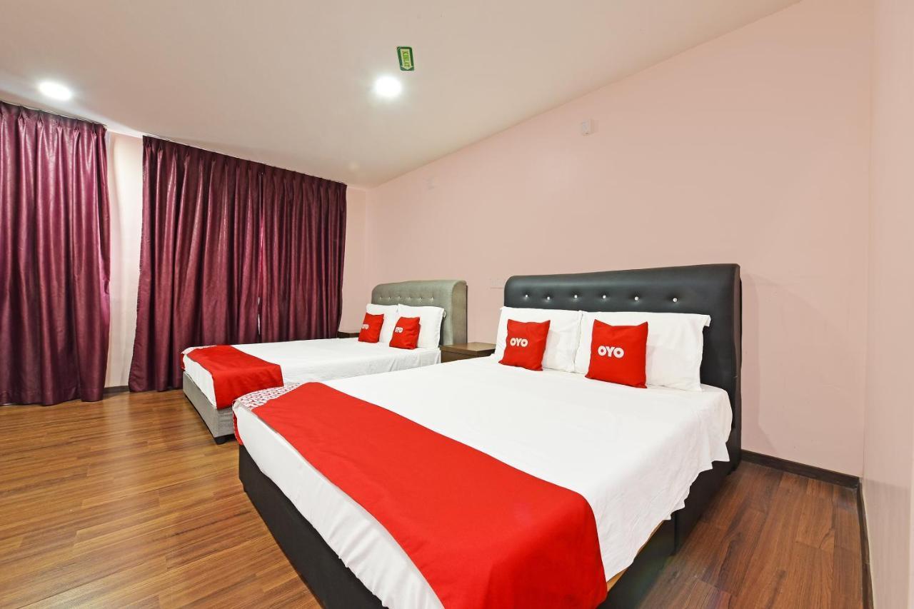 Oyo 90578 Seri Mawardah Hotel Malacca Buitenkant foto